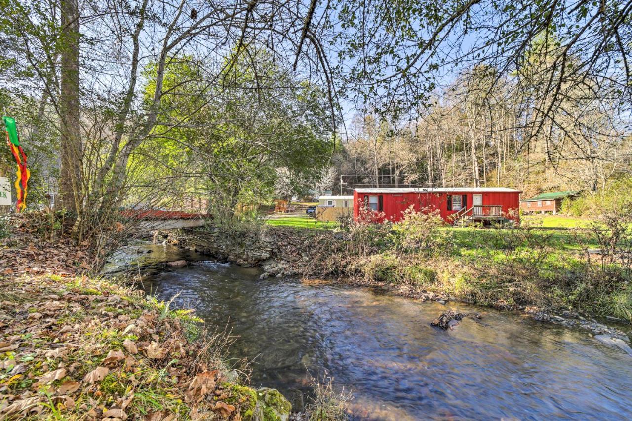 Smoky Mountain Vacation Rental With Hot Tub And Kayaks Whittier Εξωτερικό φωτογραφία