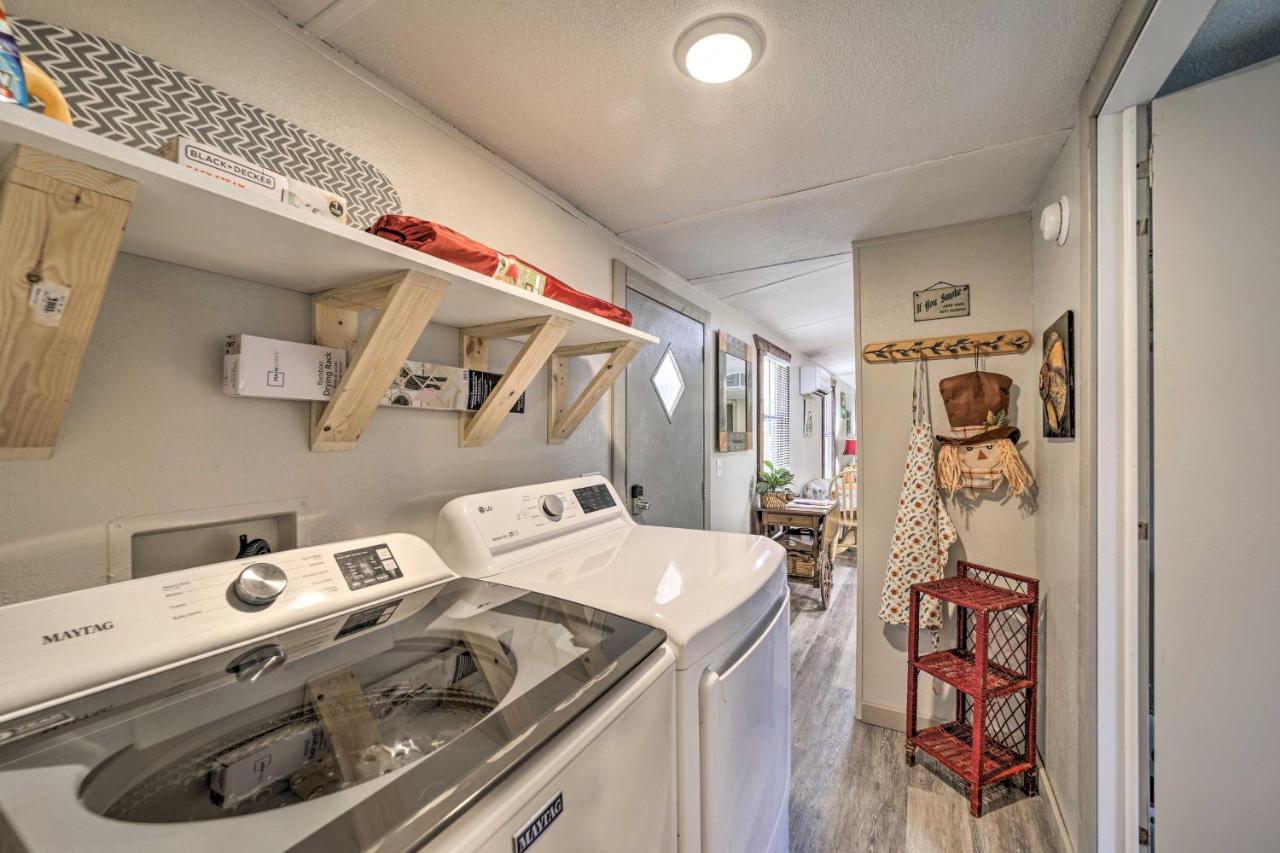 Smoky Mountain Vacation Rental With Hot Tub And Kayaks Whittier Εξωτερικό φωτογραφία