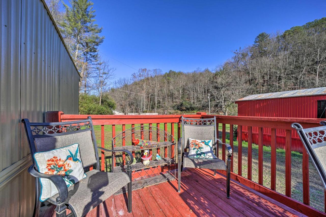 Smoky Mountain Vacation Rental With Hot Tub And Kayaks Whittier Εξωτερικό φωτογραφία